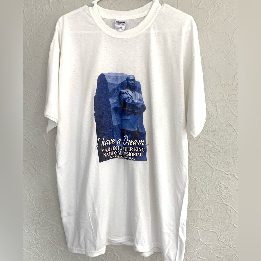 MLK MARTIN LUTHER KING MEMORIAL WASHINGTON DC GRAPHIC TEE SHIRT SIZE LARGE